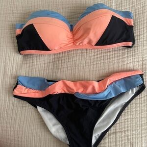 Gianni Bini Colorblock Bikini Set - Black, Blue, and Pink size S/M